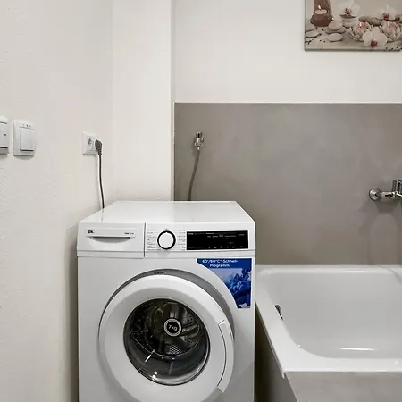 Feworld Freilassing - 2 Apartments - Near Train Station - Free Parking Экстерьер фото